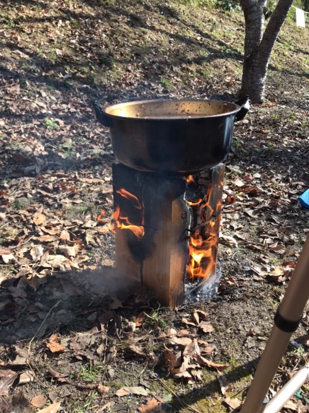 スエーデントーチ〇