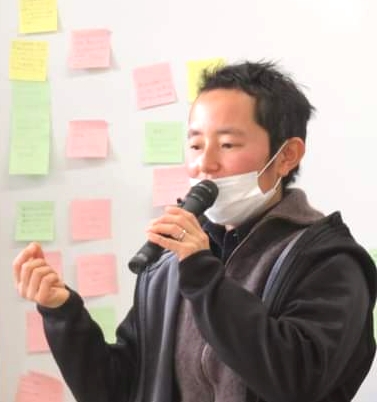 新庄村でボスケリコ農園を営むたかきーとさん。スペイン語で、豊かな(多様性のある)森の意味。