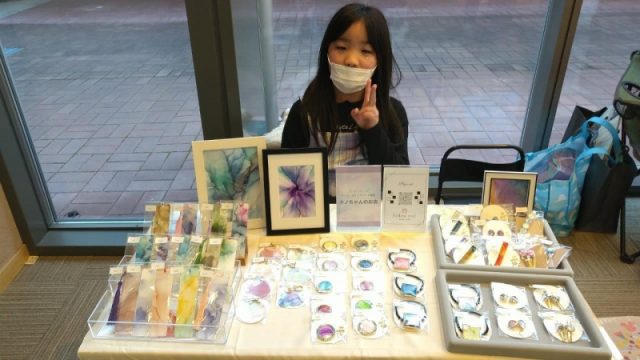 ◆アルコールインクアート屋さん 一つ一つがぜんぶちがう偶然が生み出すアート