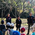 左からアンドリアさん、チャリティーさん、アンドリューさん