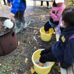 足湯あったかい~