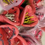 集まってきた花びらパーツ。製作者それぞれの個性が光ります★